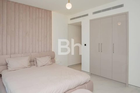 Apartment in Dubai 2 bedrooms, 111 sq.m. № 24086 - photo 18