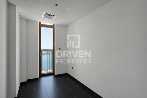 Apartment in Jumeirah Bay Island, Jumeirah, Dubai 3 bedrooms, 250.65 sq.m. № 138187 - photo 9