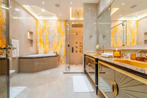 Villa en Dubai, 6 dormitorios, 3054 m², № 97050 - foto 12