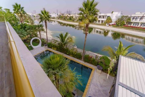 Villa en Dubai, 6 dormitorios, 3054 m², № 97050 - foto 3