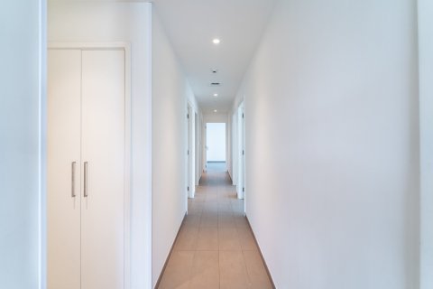 Купить квартиру в Дубае: 3 спальни, 146м², № 97039 - фото 7