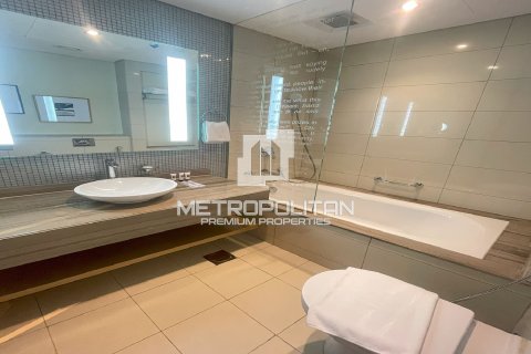 Apartment in DAMAC Towers by Paramount, Business Bay, Dubai 2 bedrooms, 141 sq.m. № 72642 - photo 13