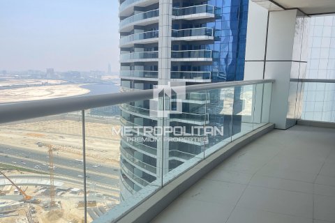 Apartment in DAMAC Towers by Paramount, Business Bay, Dubai 2 bedrooms, 141 sq.m. № 72642 - photo 15