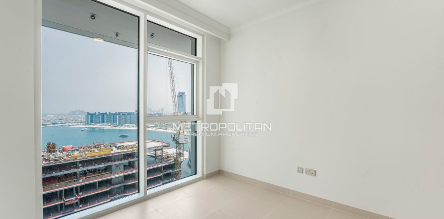 Квартира в EMAAR Beachfront, Dubai Harbour, Дубай, 1 спальня, 68м², № 72647