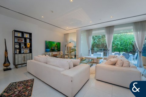 Apartment in Al Barari, Dubai 1 bedroom, 242 sq.m. № 88899 - photo 4