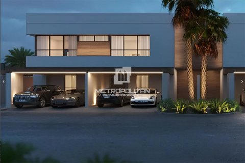Villa à Dubai Land, Dubai, 5 chambres, 385 m², № 74013 - photo 1