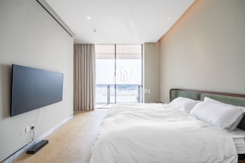 Apartment in Palm Jumeirah, Dubai 2 bedrooms, 267 sq.m. № 74012 - photo 11