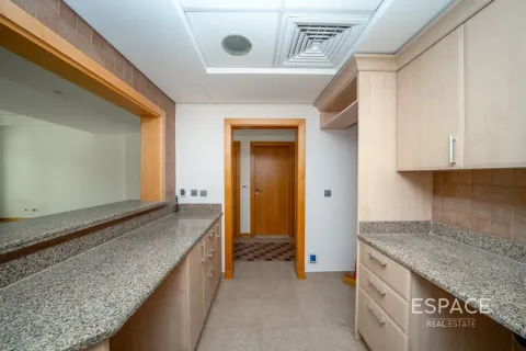 Apartment in Palm Jumeirah, Dubai 1 bedroom, 106 sq.m. № 122798 - photo 13