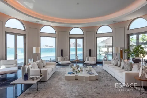 Villa in Palm Jumeirah, Dubai 5 bedrooms, 650 sq.m. № 122796 - photo 10