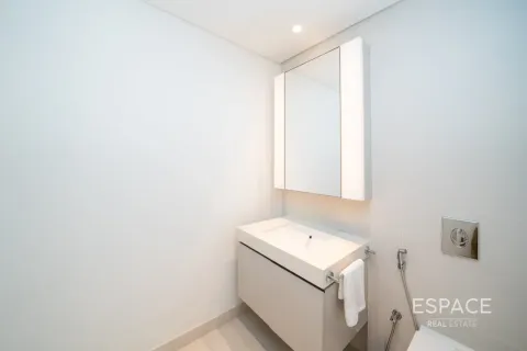 Apartamento en Dubai Harbour, Dubai, 1 dormitorio, 68 m², № 122795 - foto 7