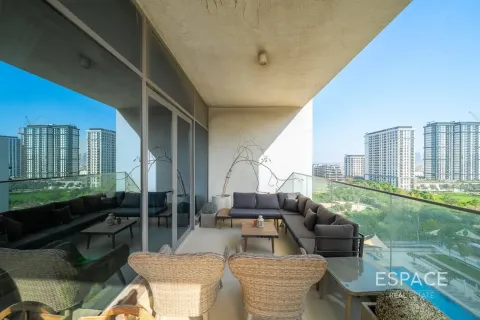 Apartment in Dubai Hills Estate, Dubai 2 bedrooms, 145 sq.m. № 122793 - photo 16