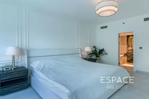 Apartment in Dubai Marina, Dubai 2 bedrooms, 137 sq.m. № 122792 - photo 8