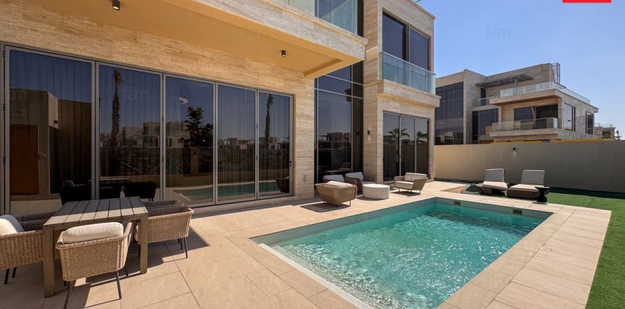 Villa à Dubai, 6 chambres, 800 m², № 109352