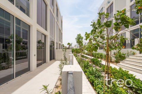 Townhouse in Al Barari, Dubai 4 bedrooms, 459.22 sq.m. № 119720