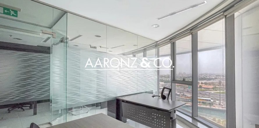 Офис в Бизнес-Бэе, Дубай, 78м², № 90680