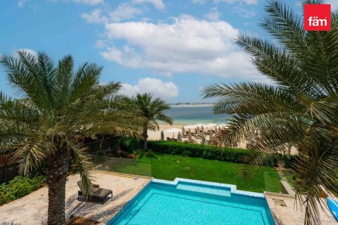 Villa en Palm Jumeirah, Dubai, 7 dormitorios, 1300.6 m², № 22587 - foto 30