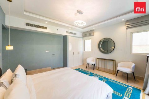 Villa en Palm Jumeirah, Dubai, 7 dormitorios, 1300.6 m², № 22587 - foto 19