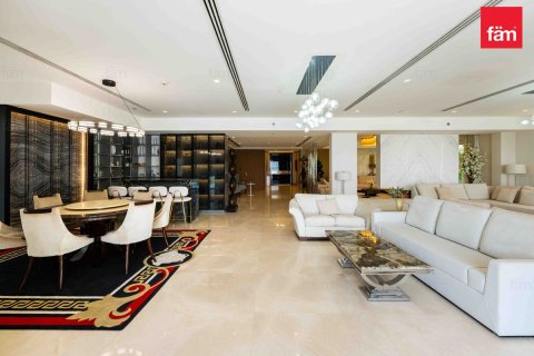 Villa en Palm Jumeirah, Dubai, 7 dormitorios, 1300.6 m², № 22587 - foto 6