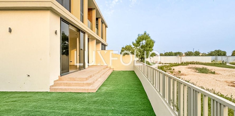 Townhouse in Dubai Hills Estate, Dubai 4 bedrooms, 312 sq.m. № 45294