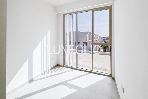 Townhouse in The Valley, Dubai 3 bedrooms, 194 sq.m. № 45352 - photo 8