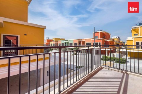 Villa à Dubai, 5 chambres, 219.7 m², № 115326 - photo 7
