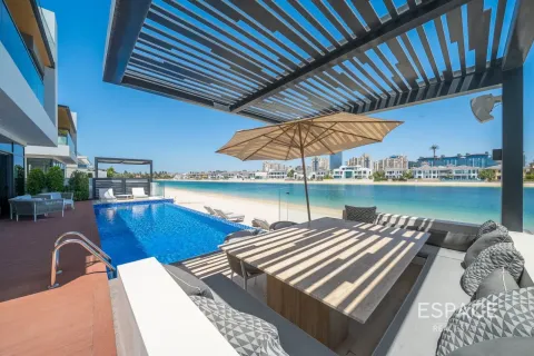 Купить виллу в Пальме Джумейре, Дубай: 6 спален, 650м², № 122399 - фото 12