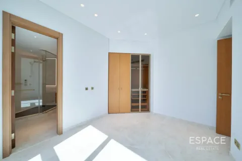 Apartment in Palm Jumeirah, Dubai 3 bedrooms, 190 sq.m. № 122395 - photo 12