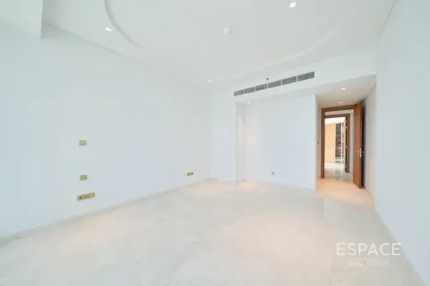 Apartment in Palm Jumeirah, Dubai 3 bedrooms, 190 sq.m. № 122395 - photo 8