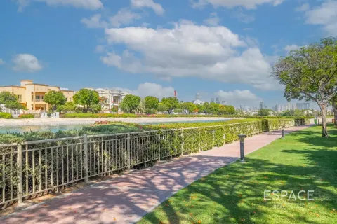 فيلا في Meadows, دبي 5 غرف نوم , 489 م² رقم 122404 - صورة 19