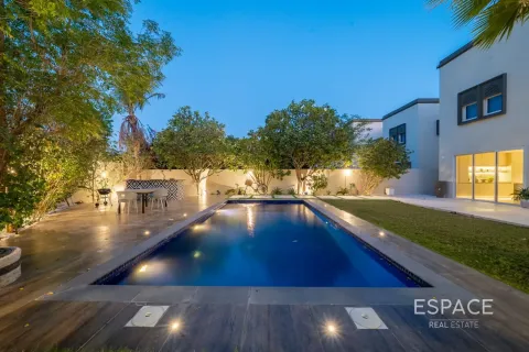 فيلا في Regional, Jumeirah Park, دبي 4 غرف نوم, 307 م² رقم 122407 - صورة 2