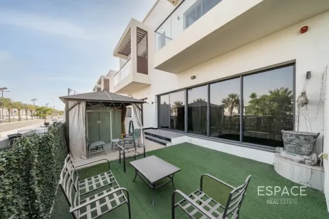 Maison de ville à Al Furjan, Dubai, 4 chambres, 269 m², № 122401
