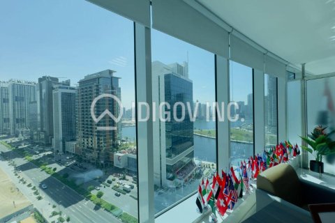 Oficina en Business Bay, Dubai, 108 m², № 63130 - foto 1