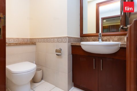 Apartment in Palm Jumeirah, Dubai 2 bedrooms, 166.7 sq.m. № 111846 - photo 2
