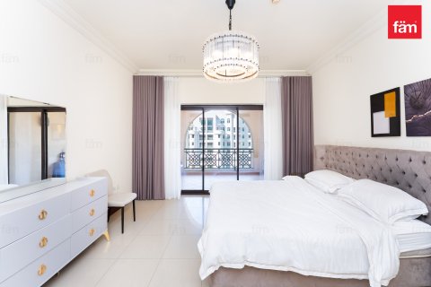 Apartment in Palm Jumeirah, Dubai 2 bedrooms, 166.7 sq.m. № 111846 - photo 8
