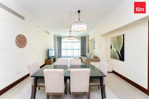 Apartment in Palm Jumeirah, Dubai 2 bedrooms, 166.7 sq.m. № 111846 - photo 12