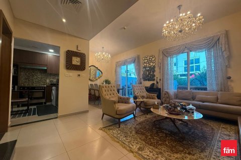 Таунхаус в Дубае, 3 спальни, 180.8м², № 111847