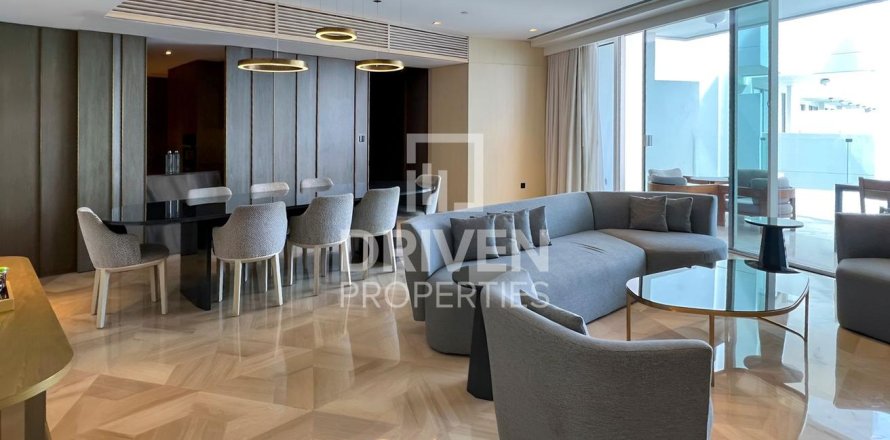 Apartment in FIVE Palm Jumeirah, Palm Jumeirah, Dubai 3 bedrooms, 257.71 sq.m. № 138827