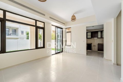 Villa en Mira Oasis, Reem, Dubai, 3 dormitorios, 220.27 m², № 138832 - foto 2