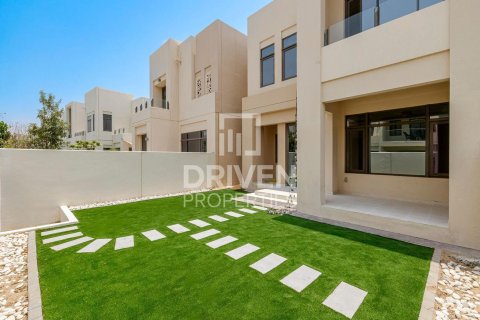 Villa en Mira Oasis, Reem, Dubai, 3 dormitorios, 220.27 m², № 138832 - foto 15