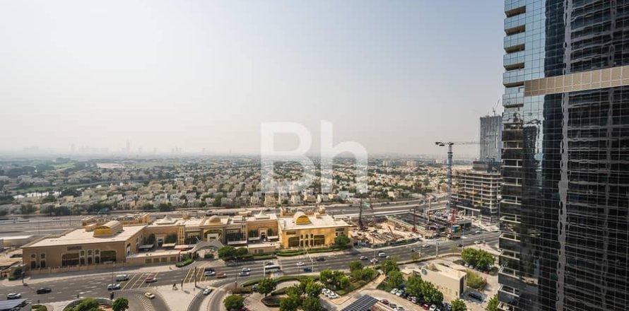 Apartment in Jumeirah Lake Towers, Dubai 2 bedrooms, 151 sq.m. № 56745