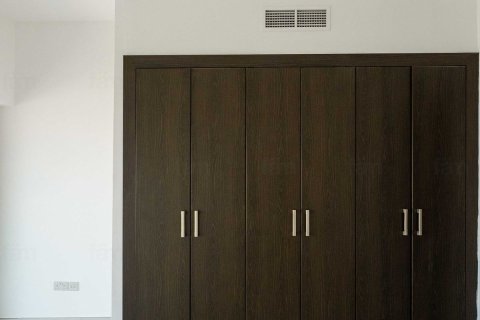 Apartment in Motor City, Dubai 2 bedrooms, 111.9 sq.m. № 49859 - photo 15