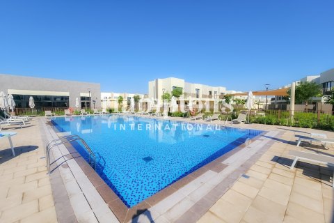 Villa en Dubai South (Dubai World Central), Dubai, 3 dormitorios, 129.87839400 m², № 108909 - foto 20