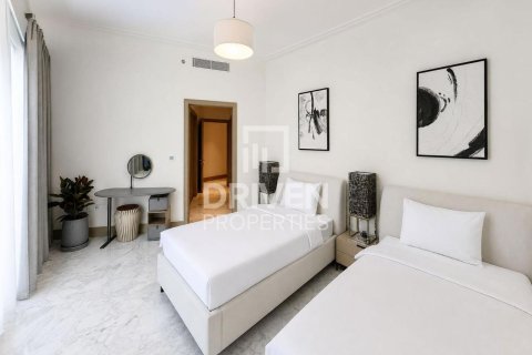 Apartment in Downtown Dubai (Downtown Burj Dubai), Dubai 5 bedrooms, 612.51 sq.m. № 136735