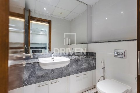 Apartment in Al Habtoor City, Business Bay, Dubai 2 bedrooms, 126.26 sq.m. № 136729 - photo 10