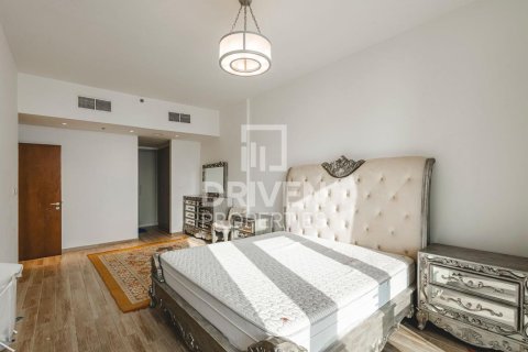 Apartment in Al Habtoor City, Business Bay, Dubai 2 bedrooms, 126.26 sq.m. № 136729 - photo 6