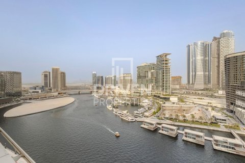 Apartment in Business Bay, Dubai 2 bedrooms, 295.62 sq.m. № 136728 - photo 16