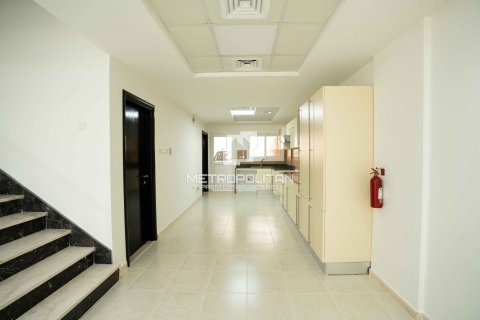 Townhouse in Diamond Views, Jumeirah Village Circle, Dubai 3 bedrooms, 144 sq.m. № 15329 - photo 4