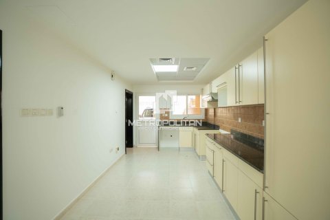 Townhouse in Diamond Views, Jumeirah Village Circle, Dubai 3 bedrooms, 144 sq.m. № 15329 - photo 6