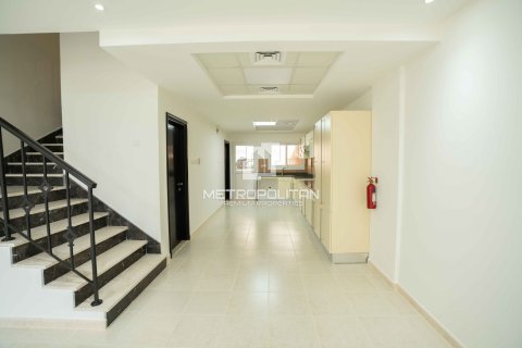 Townhouse in Diamond Views, Jumeirah Village Circle, Dubai 3 bedrooms, 144 sq.m. № 15329 - photo 5