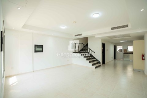 Townhouse in Diamond Views, Jumeirah Village Circle, Dubai 3 bedrooms, 144 sq.m. № 15329 - photo 1